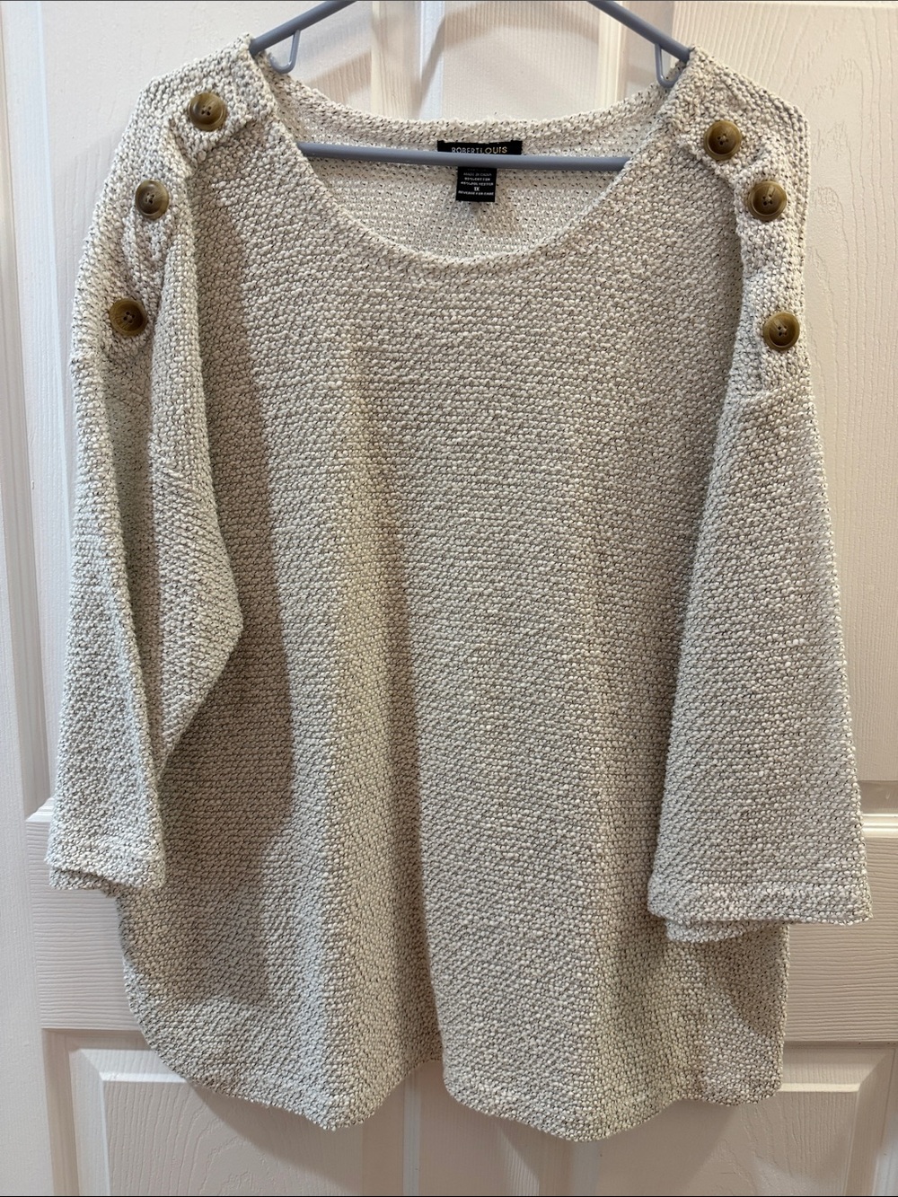 Robert Louis Oatmeal Cream Button-Shoulder Textured Knit 3/4 Sleeve Top- Size 1X